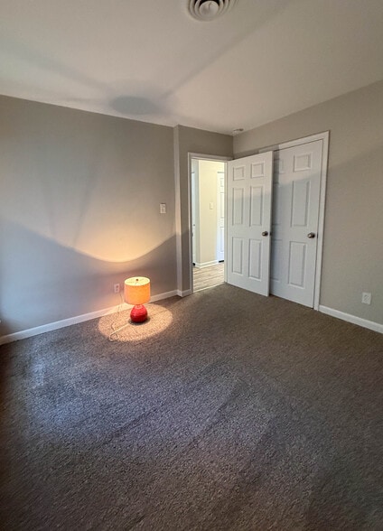 Front bedroom - 8300 Scottingham Dr