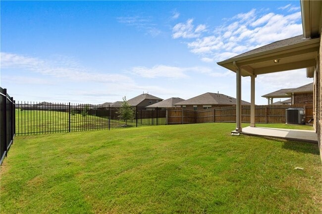 Building Photo - 213 Bremen St