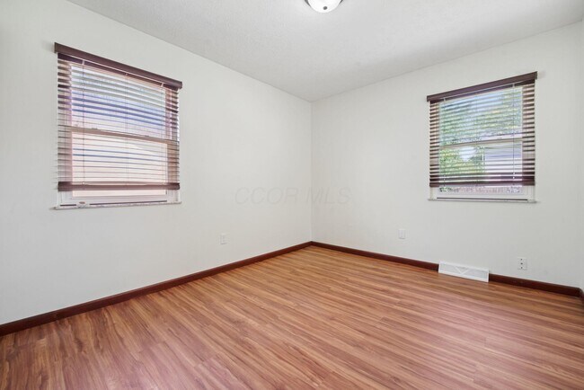 Building Photo - 1806 Balsamridge Rd