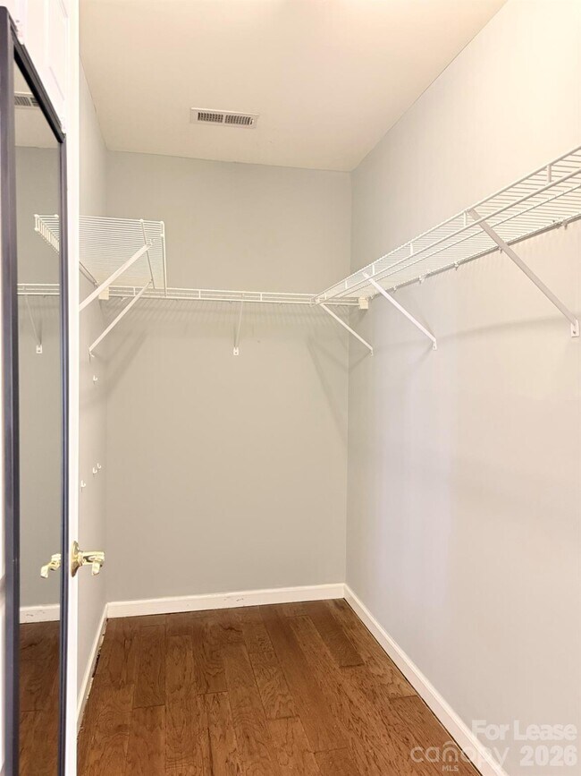 Building Photo - 4014 Racoon Ct