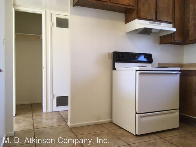 Building Photo - 3450-3501 Grassotti Ct