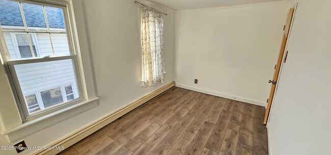 Building Photo - 228 2nd St