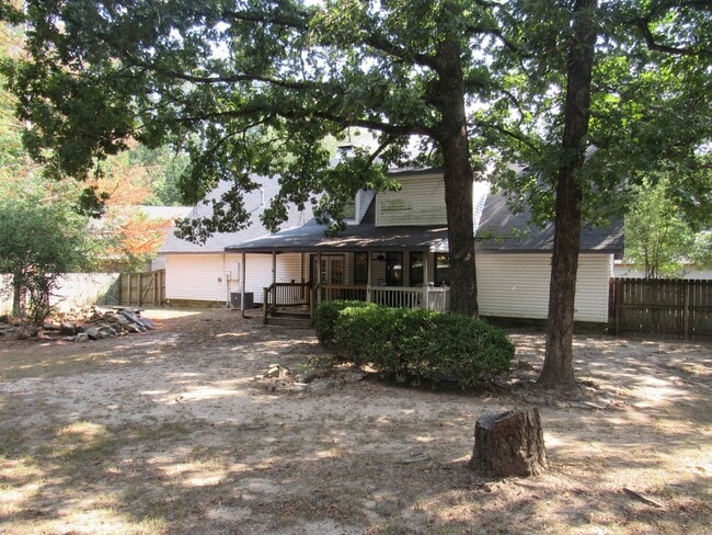 Building Photo - 32 Cinderwood Cove