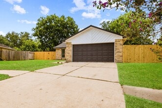 Building Photo - 7310 Londres Dr