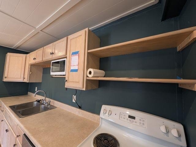 Building Photo - 3 Union St