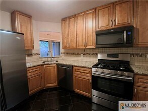 Building Photo - 510 Sunshine Ct
