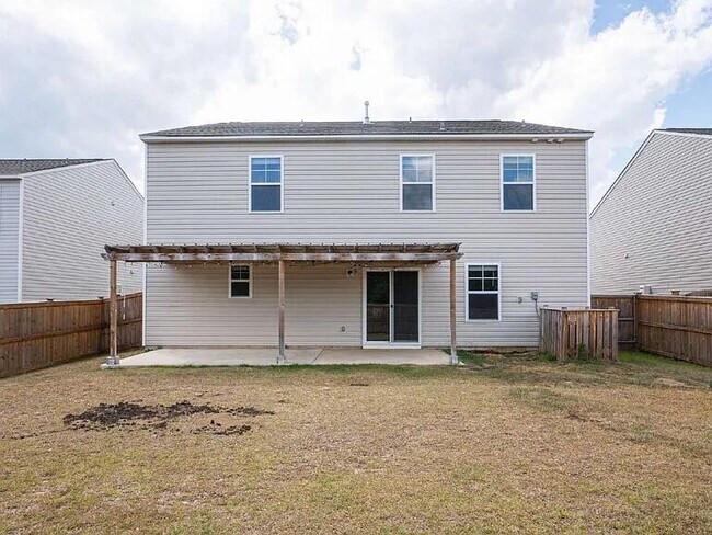 Building Photo - 244 Savannah Wood Rd