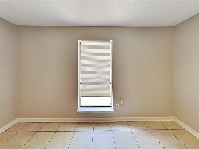 Building Photo - 1289 Knoll Ct NW
