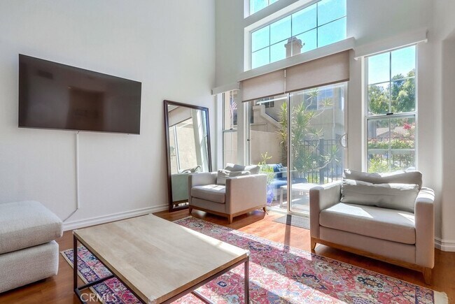 Building Photo - 54 Waxwing Ln