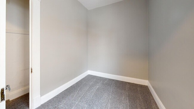 Building Photo - 3465 W.56th