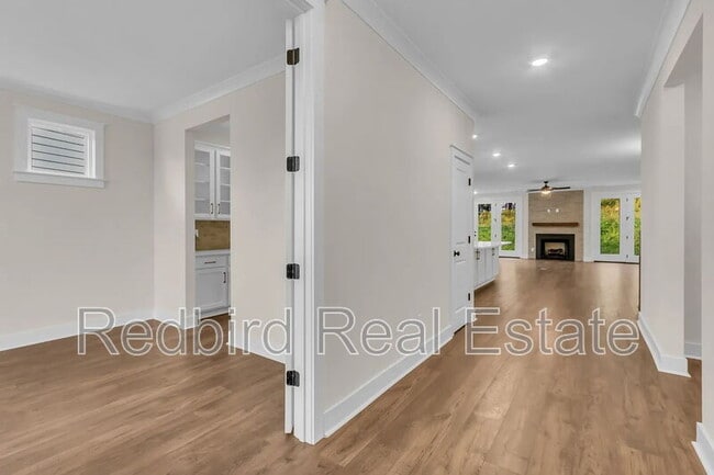 Building Photo - 911 Heatherfield Ln