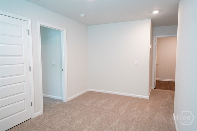Building Photo - 139 Painted Lady Lp