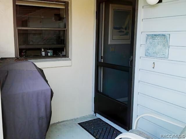 Building Photo - 760 E Gilchrist Ct