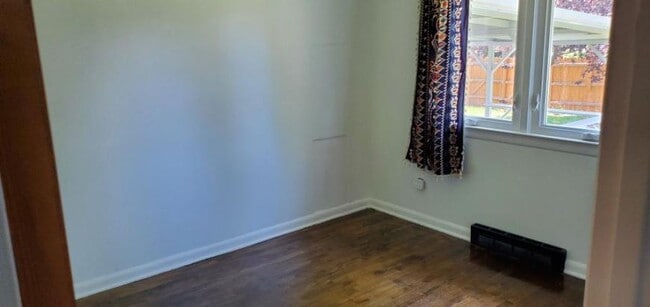 Building Photo - 4 bedroom in Billings MT 59102