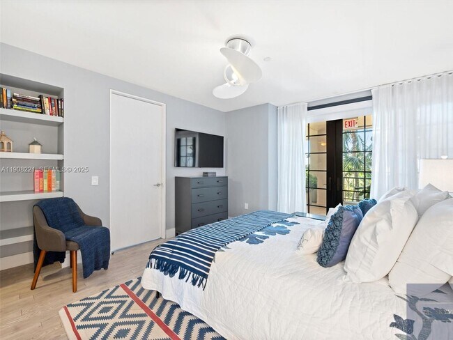 Building Photo - 5142 Fisher Island Dr