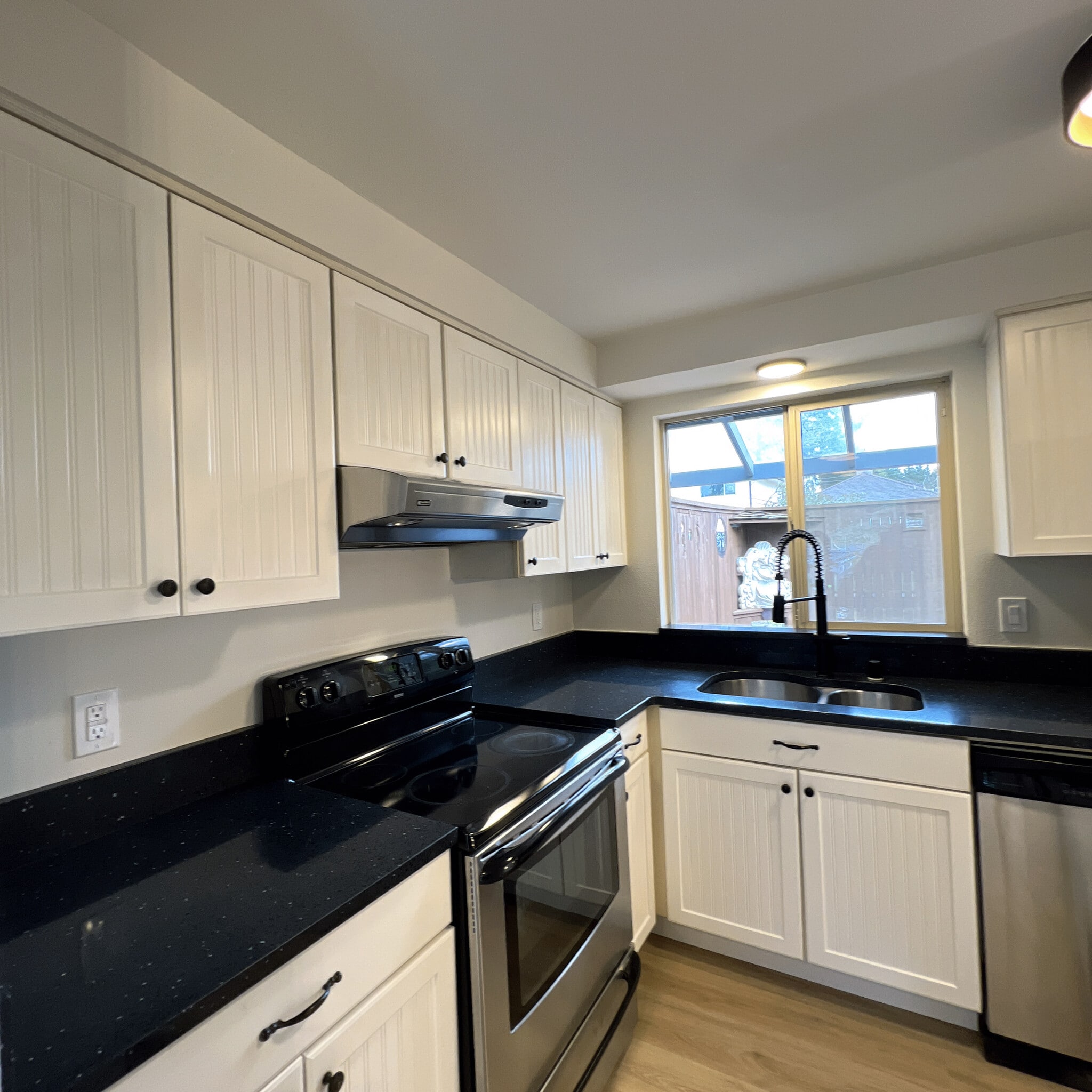 Building Photo - 20011 35th Ave W