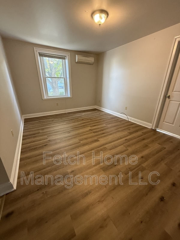 Building Photo - 243 Old Leacock Rd