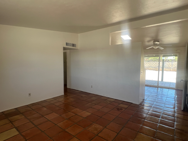 Building Photo - 7410 N Patriot Dr