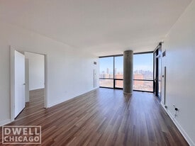 Building Photo - 1520 N Dayton St