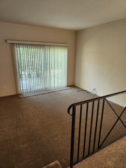 Building Photo - 6043 Leafwood Dr