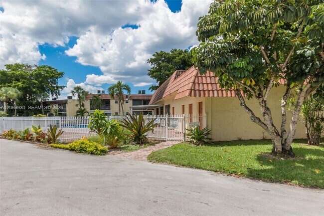 Building Photo - 3777 NW 78th Ave