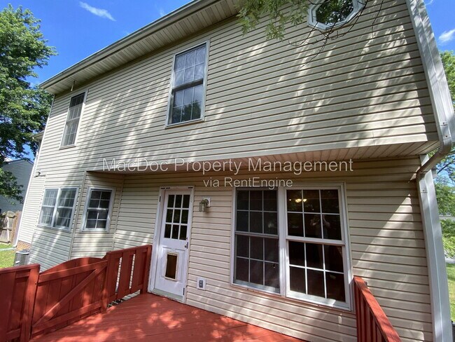 Building Photo - 9 Brown Cir