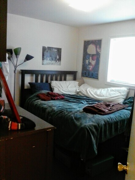 Bedroom - 2909 NW Fillmore Ave