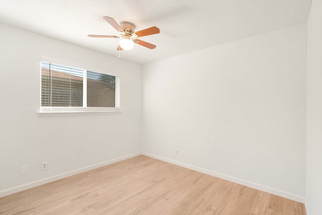 Building Photo - 6209 Middleham Pl