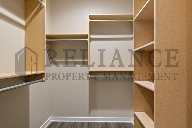 Building Photo - 3225 N Cedar Downs St