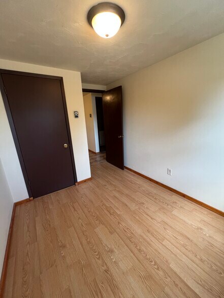 Building Photo - 420 N Turner St