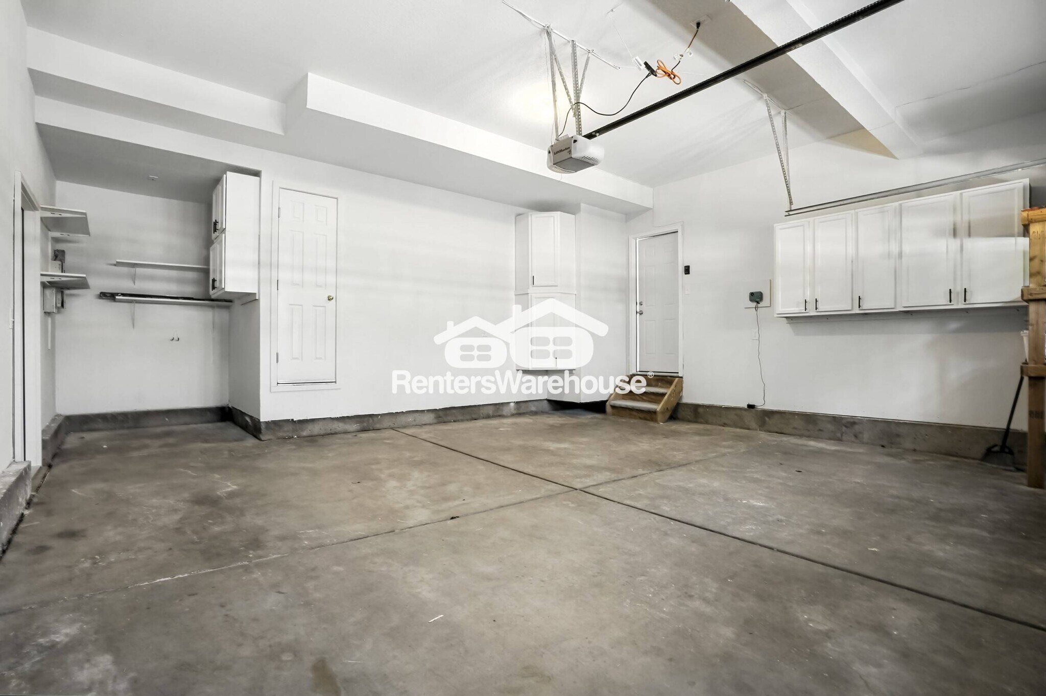 Building Photo - 9551 Longford Way