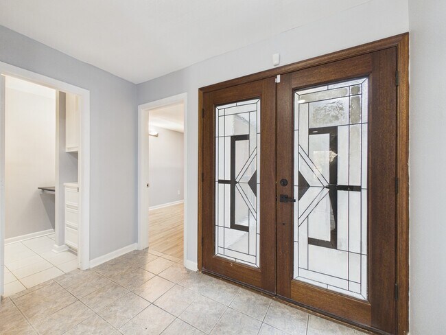 Building Photo - 7655 S Braeswood Blvd