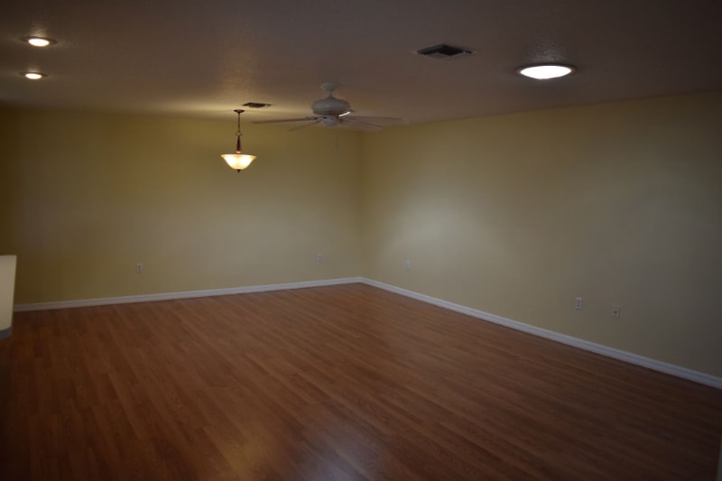 Building Photo - 1118 Apple Terrace