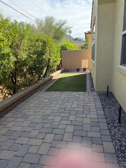 Building Photo - 6231 E Mark Way