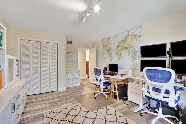 Building Photo - 5446 Reynolds Rd