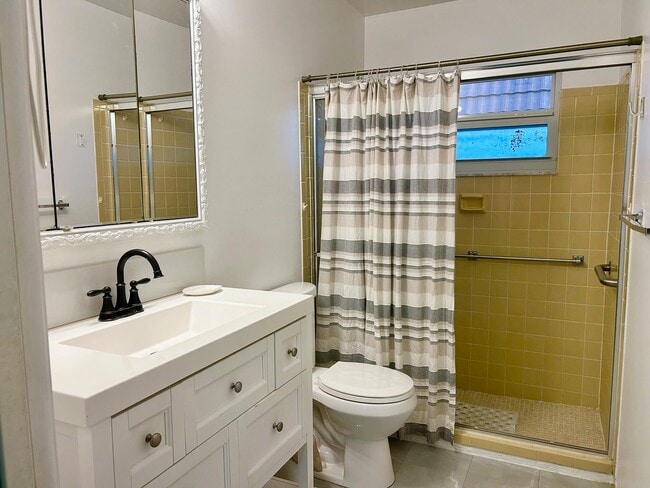 Building Photo - 5780 Fernley Dr W