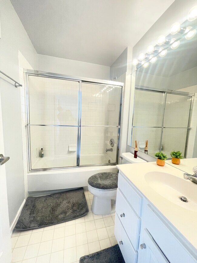 Building Photo - 6005 Terrapin Pl