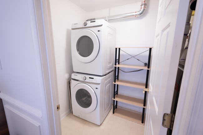 Building Photo - 2406 Dominion Dr