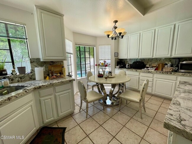 Building Photo - 5580 Eagle Point Cir