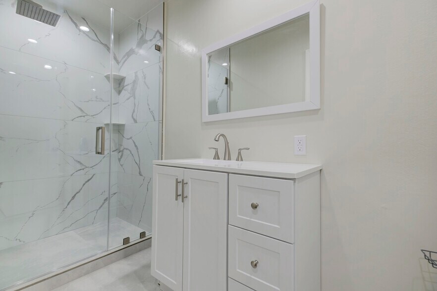 Building Photo - 7710 Wentworth St