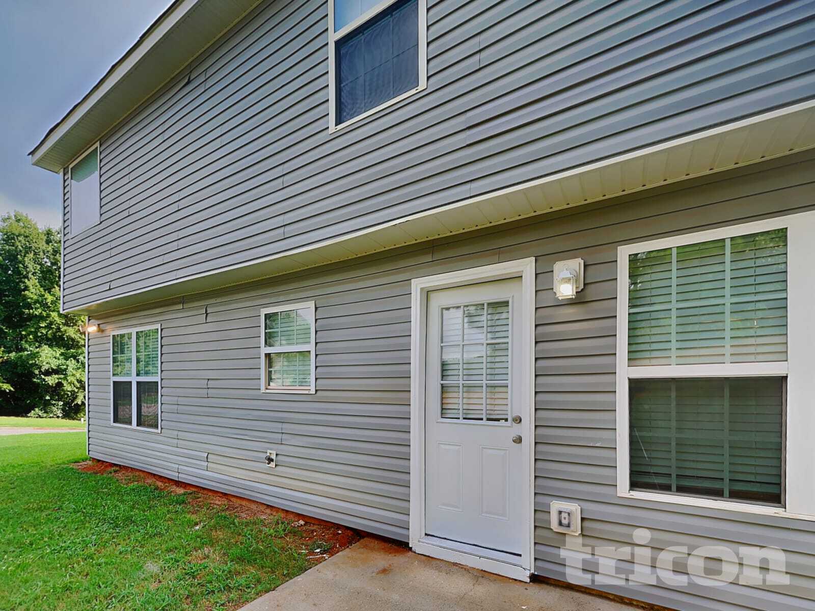 Building Photo - 501 Walton Dr