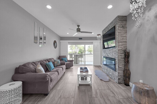 Building Photo - 12800 Melville Dr