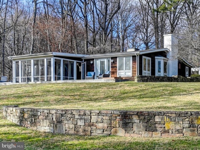 Building Photo - 6138 Barroll Rd