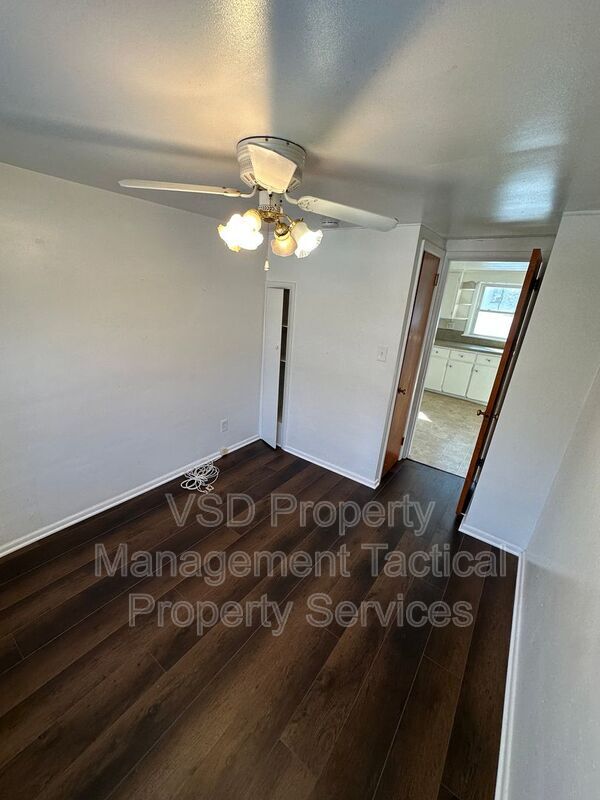 Building Photo - 1780 S Green Rd