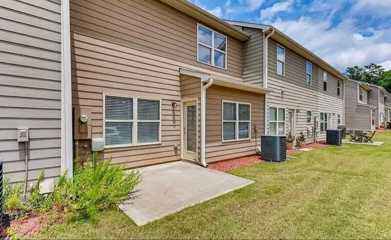 Building Photo - 3347 Blue Springs Walk