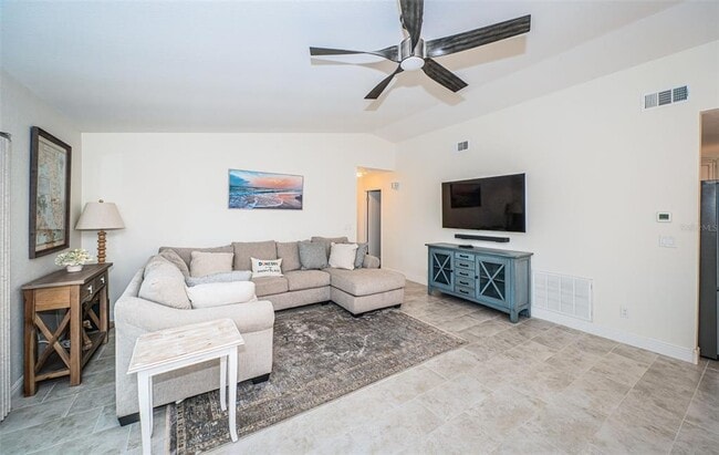 Building Photo - 969 Gulf View Blvd