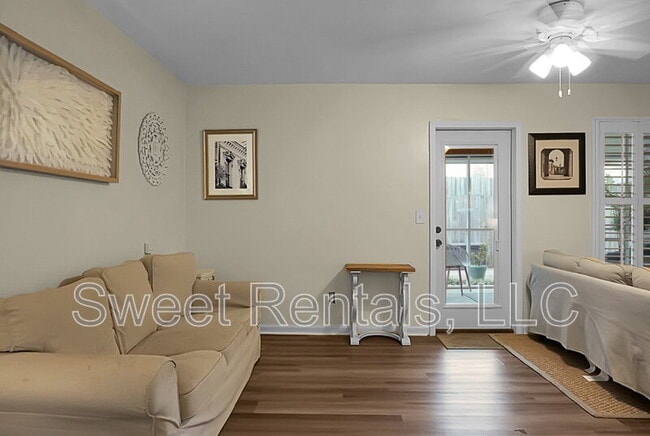 Building Photo - 733 Ralston Ct