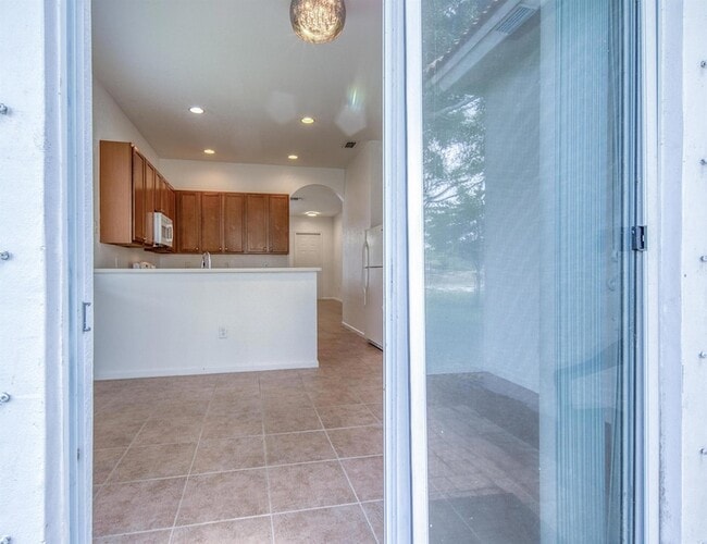 Building Photo - 139 2 Pine Dr