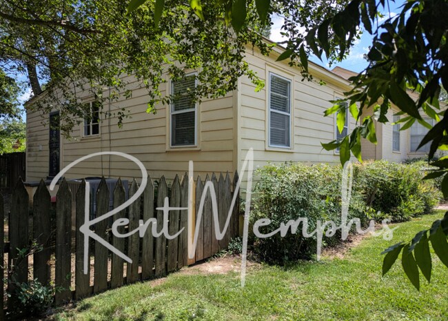Building Photo - 72 S Larchmont Dr