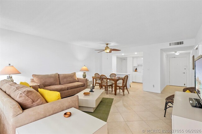 Building Photo - 3800 Galt Ocean Dr